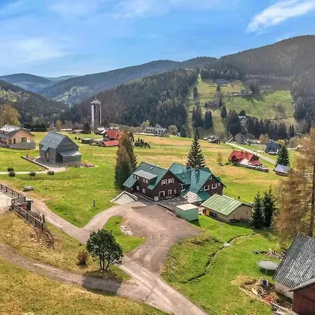 Na Salaši 3* Pec pod Snezkou